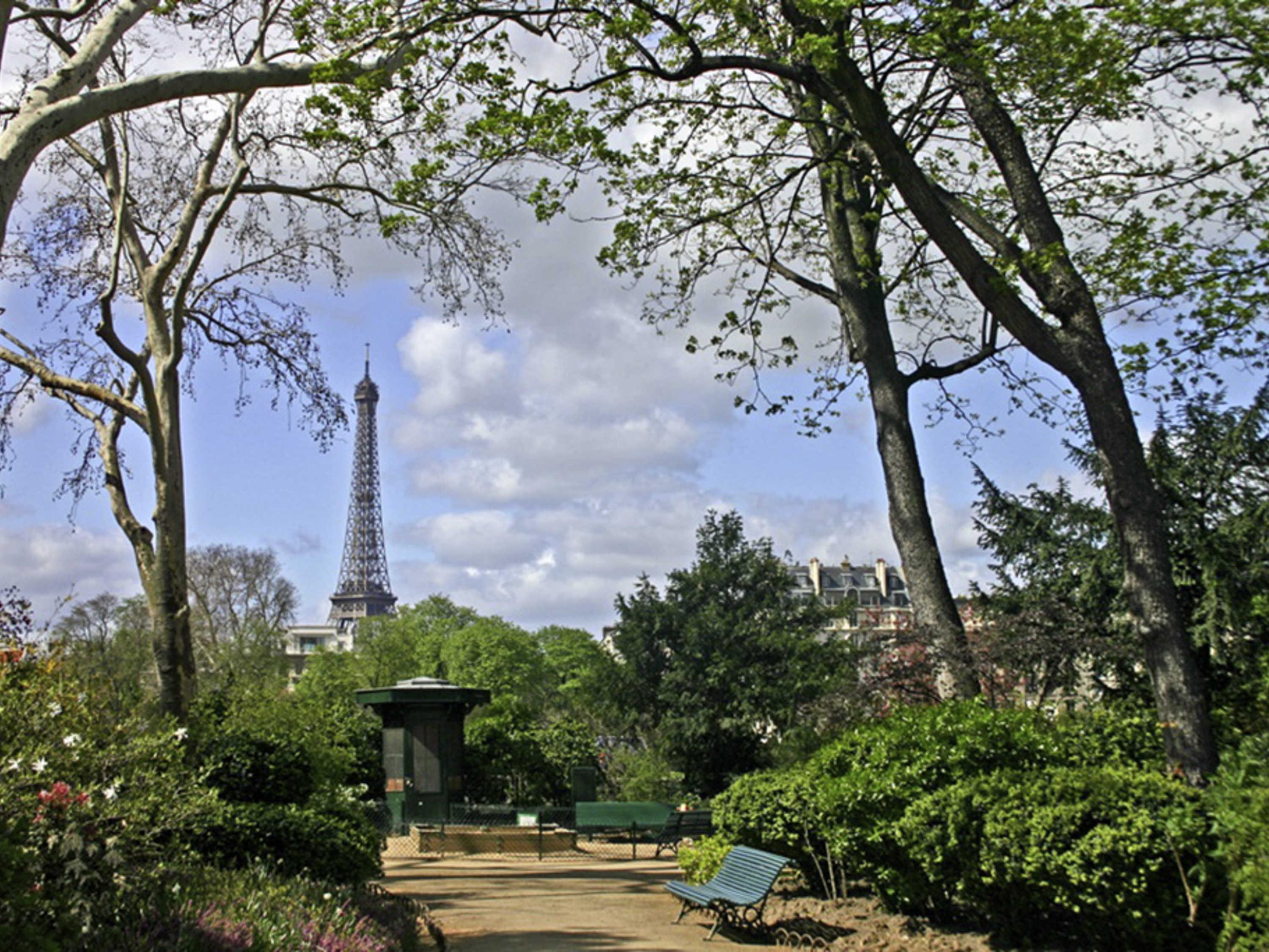 Ibis Paris Tour Eiffel Cambronne 15Eme Hotel Exterior photo